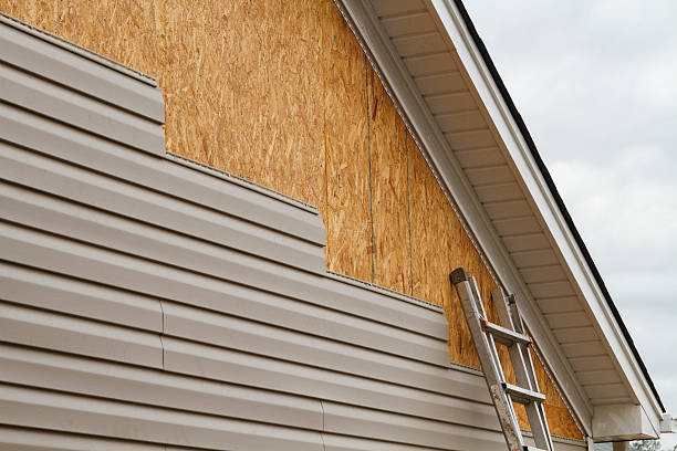 24/7 Emergency Siding Contractor experts in Fletcher, NC
